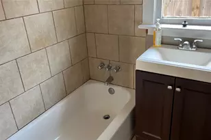 720 E 12th St, Houston, TX 77008 - Photo 7
