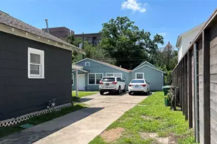 720 E 12th St, Houston, TX 77008 - Photo 21