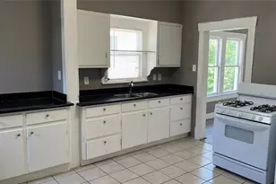 720 E 12th St, Houston, TX 77008 - Photo 17