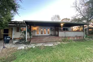 8628 Hwy 6, Hitchcock, TX 77563 - Photo 15