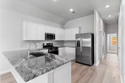 11880 East Gate Drive, Willis, TX 77318 - Photo 5