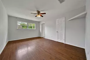 3915 Sailfish Ln, La Porte, TX 77571 - Photo 19