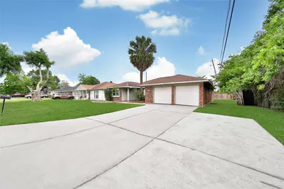 3915 Sailfish Lane, La Porte, TX 77571 - Photo 3