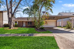 3453 Pine Ln, Deer Park, TX 77536 - Photo 1