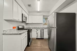 3453 Pine Ln, Deer Park, TX 77536 - Photo 7