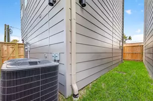 126 Sidney St, Houston, TX 77003 - Photo 27
