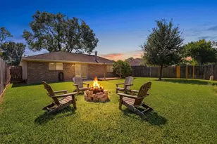 407 Ironbark Dr, Houston, TX 77598 - Photo 33