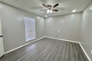 9414 Crystal Cove Cir, Houston, TX 77070 - Photo 9