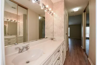 11280 Braes Forest Drive #205, Houston, TX 77071 - Photo 9