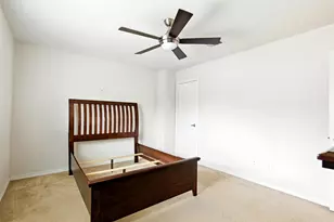 8904 Clovermist Dr, Houston, TX 77064 - Photo 17