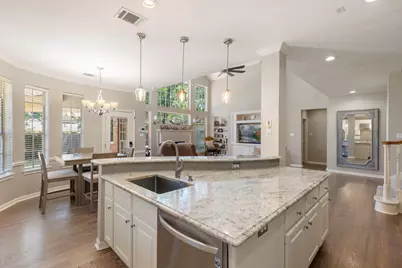 10 Scenic Mill Place, The Woodlands, TX 77382 - Photo 17