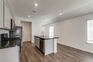24323 Cayman Heights Ln, Spring, TX 77373 - Photo 9