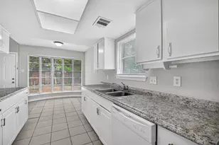 11203 Sagehill Dr, Houston, TX 77089 - Photo 17