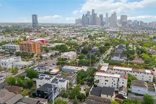 1110 Peden St, Houston, TX 77006 - Photo 3