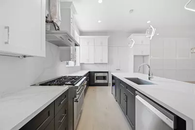 1110 Peden Street #B, Houston, TX 77006 - Photo 17