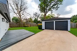 6027 Valkeith Dr, Houston, TX 77096 - Photo 31