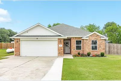 6108 Fox Ridge Drive, Angleton, TX 77515 - Photo 1