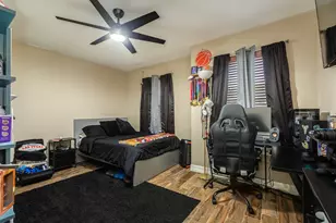 6108 Fox Ridge Dr, Angleton, TX 77515 - Photo 21