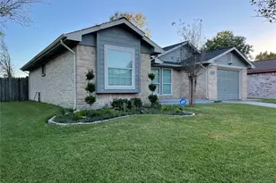9838 Golden Eagle St, Conroe, TX 77385 - Photo 5
