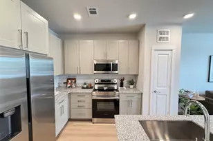 1610 Campbell Rd, Houston, TX 77055 - Photo 3