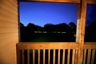 2567 Avenue D, Dickinson, TX 77539 - Photo 9