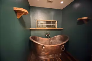 2567 Avenue D, Dickinson, TX 77539 - Photo 13