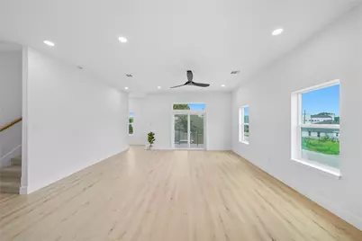 4749 Wilmington Street #C, Houston, TX 77033 - Photo 9