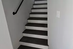 1643 Railroad Ave, Dickinson, TX 77539 - Photo 9