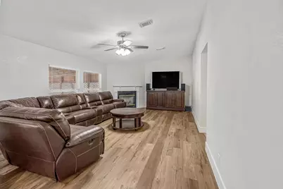 1491 Pecan Valley Drive, Wharton, TX 77488 - Photo 5