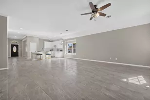 710 Hackberry St, La Marque, TX 77568 - Photo 11