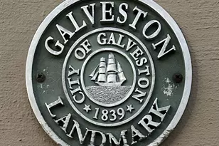 415 Kempner St, Galveston, TX 77550 - Photo 31