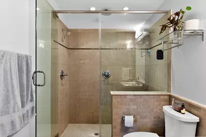 415 Kempner Street #3D, Galveston, TX 77550 - Photo 17