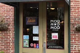 415 Kempner St, Galveston, TX 77550 - Photo 17