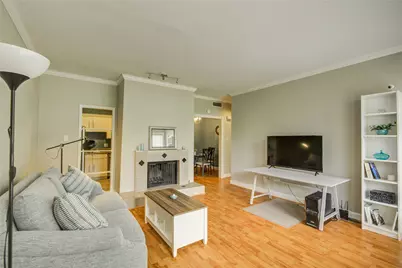 2100 Tanglewilde Street #349, Houston, TX 77063 - Photo 5