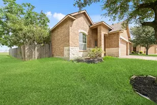 3447 Arrowhead Bay Ln, Katy, TX 77449 - Photo 3