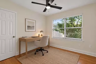 6717 Sharpcrest St, Houston, TX 77074 - Photo 13