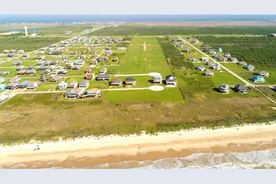 200 Hwy 87, Crystal Beach, TX 77650 - Photo 3