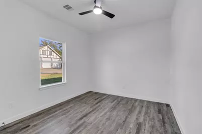 401 E Martin Luther King Blvd #B, Willis, TX 77378 - Photo 21