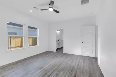 401 E Martin Luther King Blvd #B, Willis, TX 77378 - Photo 15