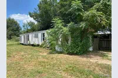 1615 1st Street, Hempstead, TX 77445 - Photo 1