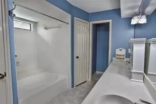 12010 Windlake Ct, Houston, TX 77070 - Photo 13