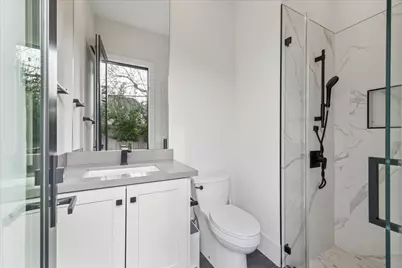 1619 Lynnview Drive, Houston, TX 77055 - Photo 45