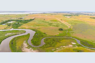 12138 Fm 2853, Palacios, TX 77465 - Photo 3