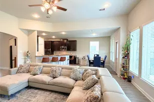 244 Upland Dr, Waller, TX 77484 - Photo 5