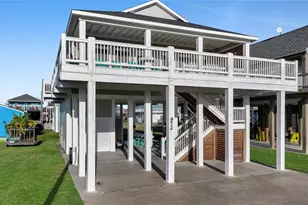 972 Pelican Ln, Crystal Beach, TX 77650 - Photo 41