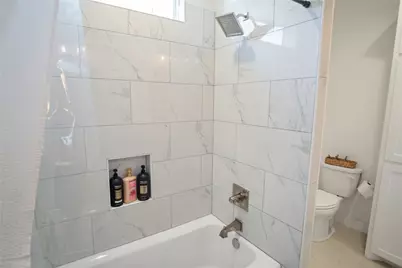 972 Pelican Lane, Crystal Beach, TX 77650 - Photo 37