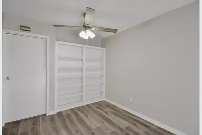 12905 Woodforest Boulevard #607, Houston, TX 77015 - Photo 7