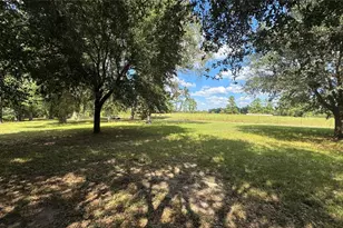 28 T Carter Rd, Huntsville, TX 77340 - Photo 3