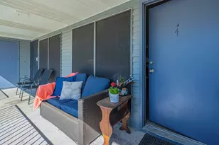 4027 Briarglen Dr, Dickinson, TX 77539 - Photo 31