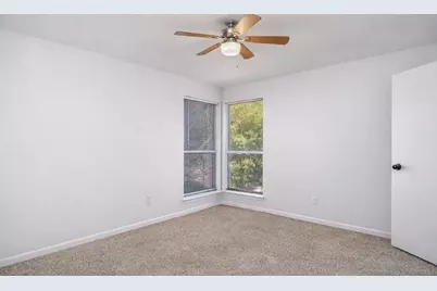 4027 Briarglen Drive, Dickinson, TX 77539 - Photo 5